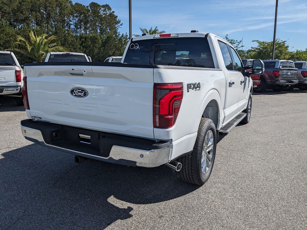 New 2025 Ford F-150 Lariat Truck