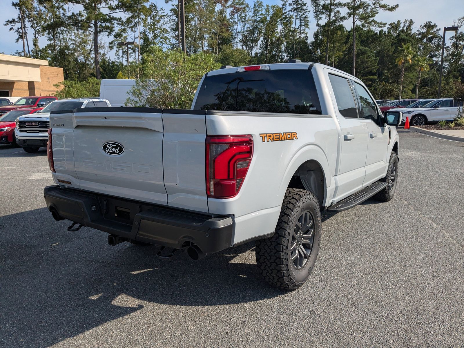 2025 Ford F-150 Tremor photo 4