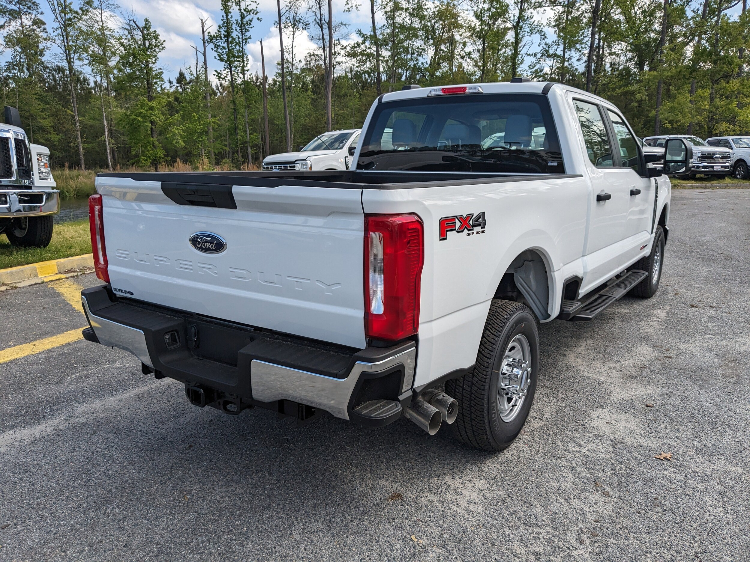 2025 Ford F-250 XL photo 4
