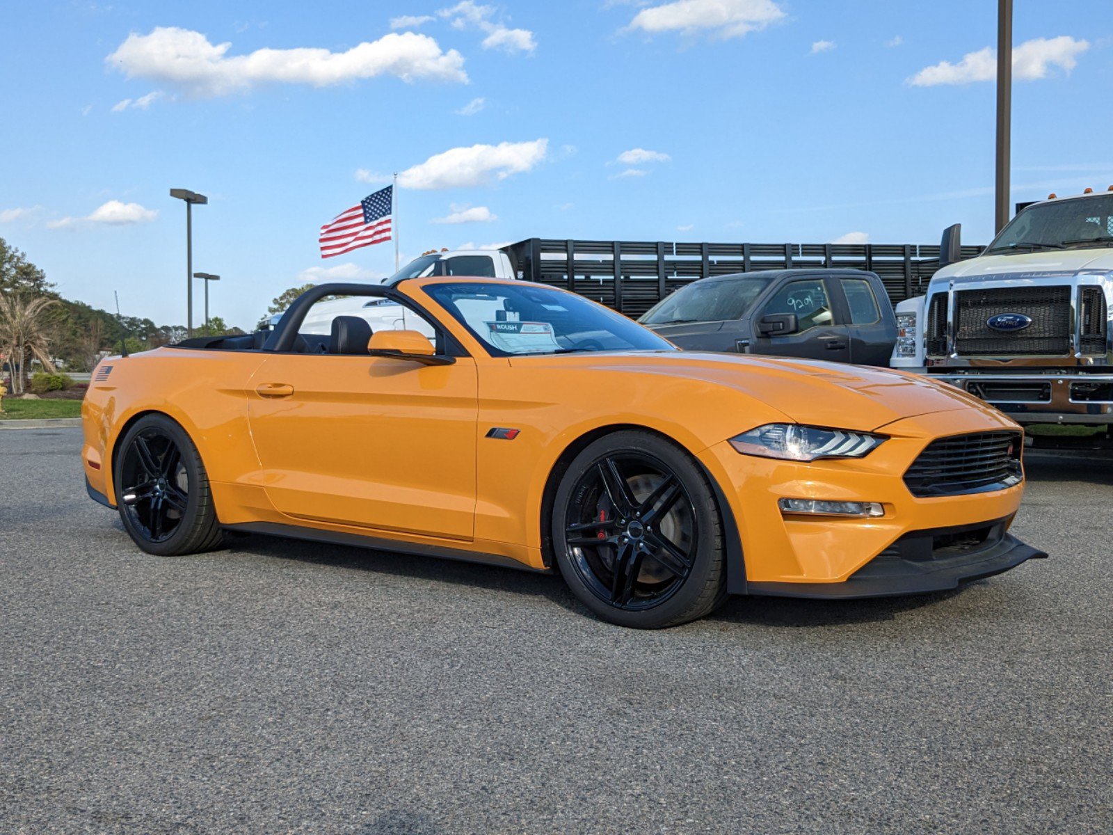 2022 Ford Mustang GT Premium Convertible photo 2