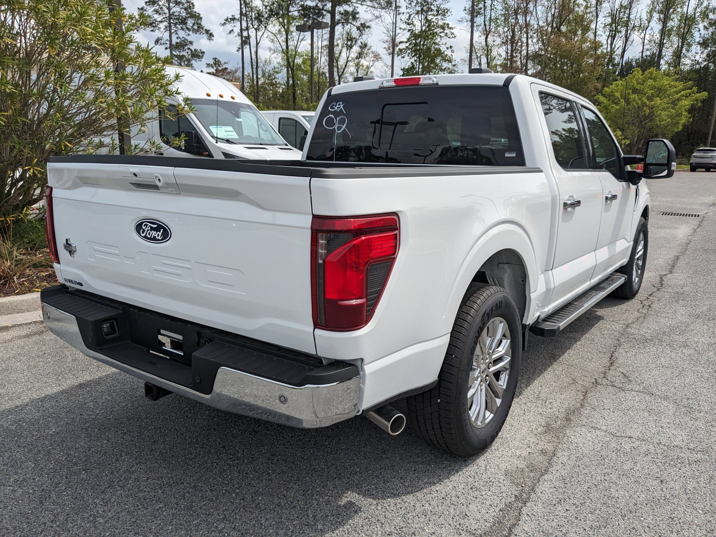 2025 Ford F-150 XLT photo 4