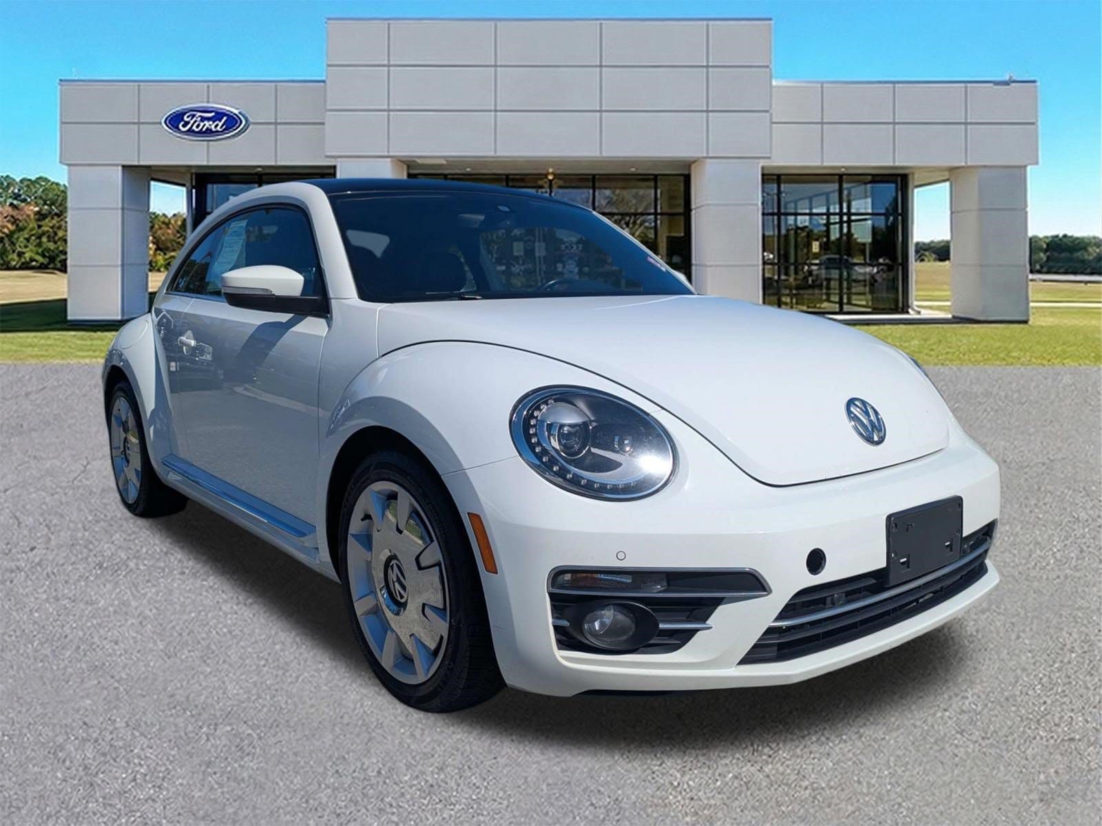 2019 Volkswagen Beetle SE