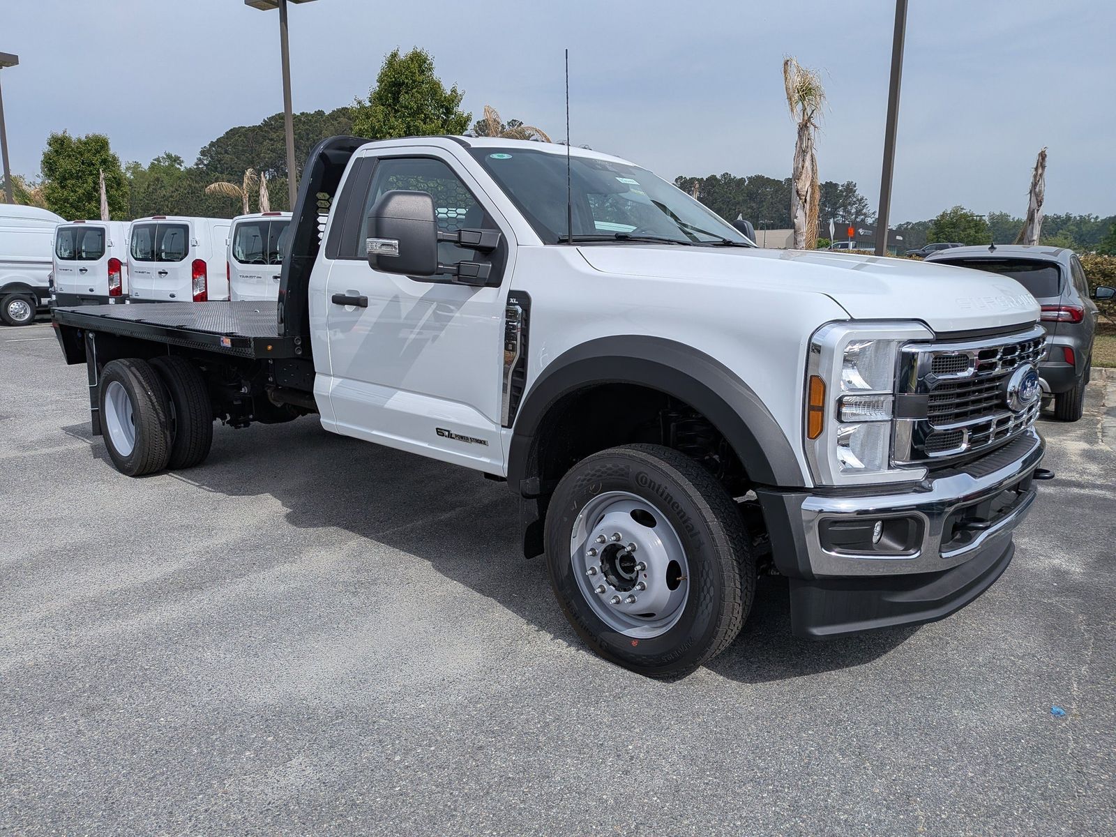 2026 Ford F-550 XL 4x4 Regular Cab 169-In DRW's photo