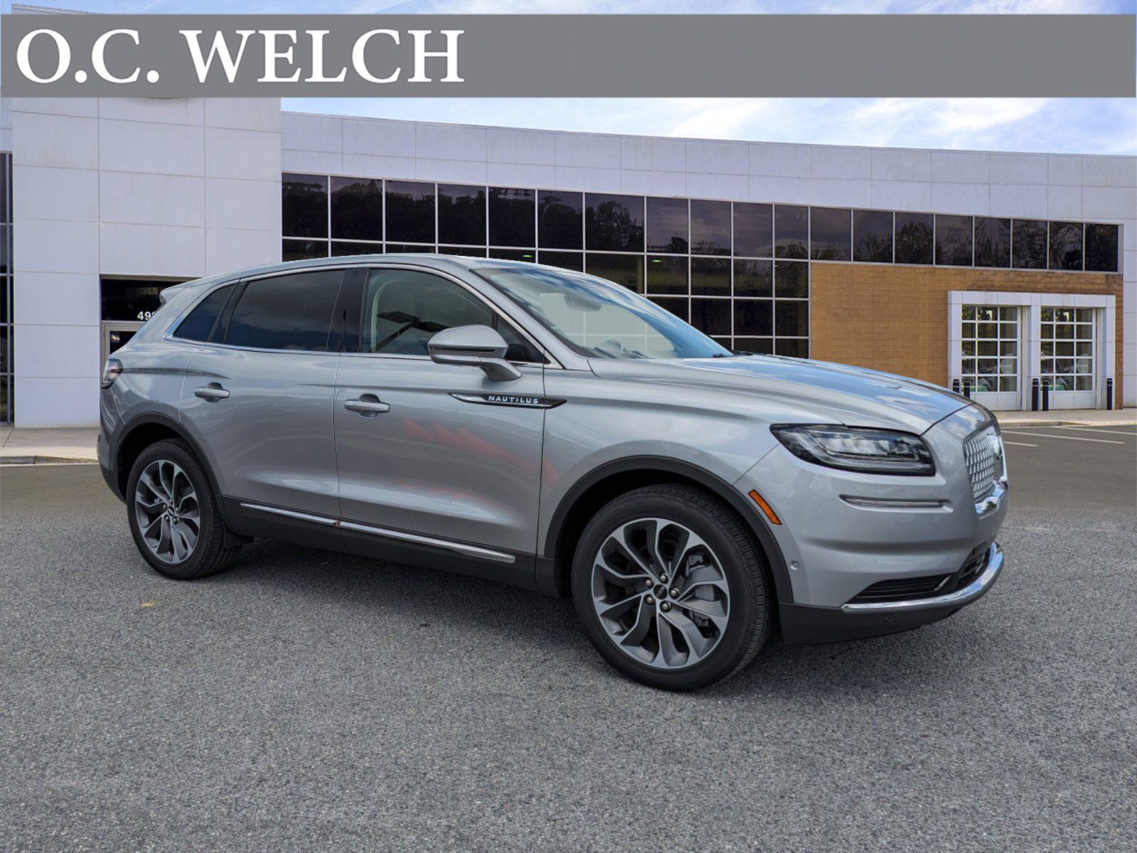 2023 Lincoln Nautilus Reserve's photo