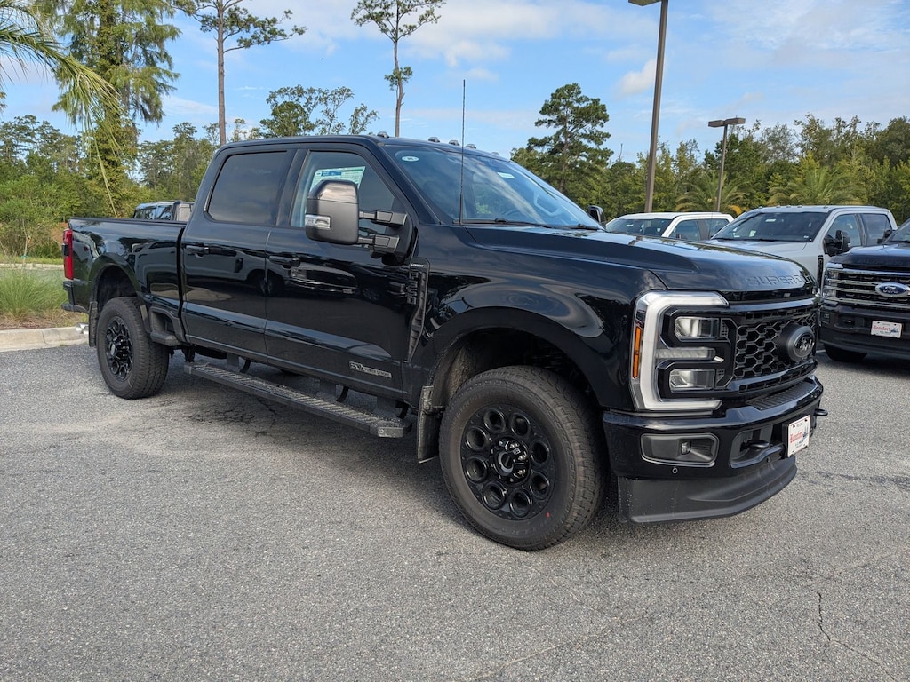 New 2025 Ford F-350 Lariat Truck