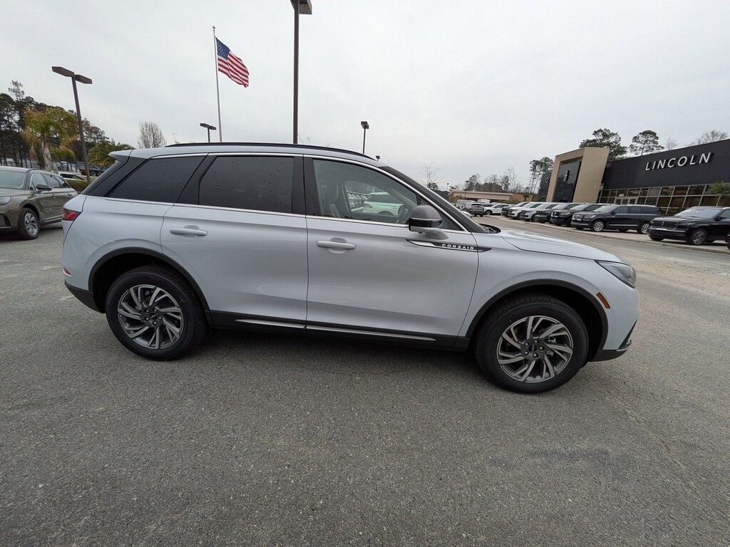 New 2026 Lincoln Corsair Premiere SUV