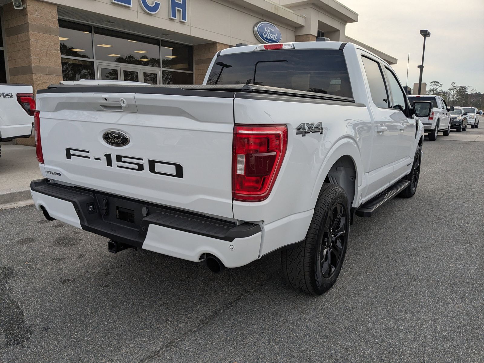 2023 Ford F-150 XLT photo 4