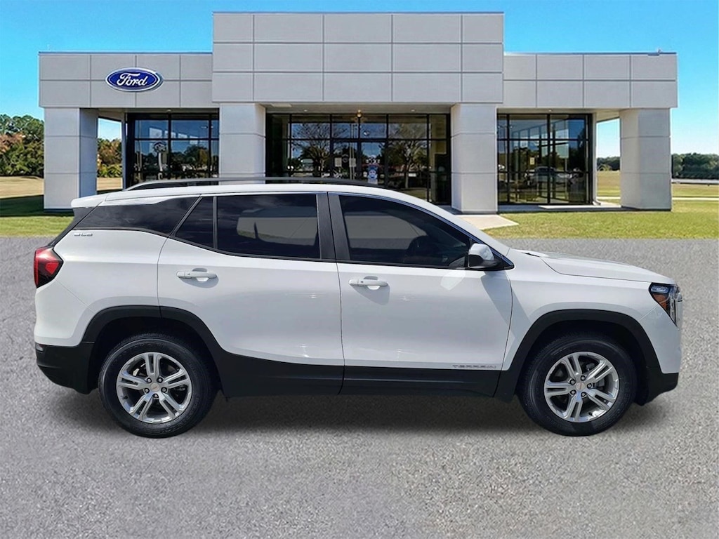 Certified 2024 GMC Terrain SLE SUV