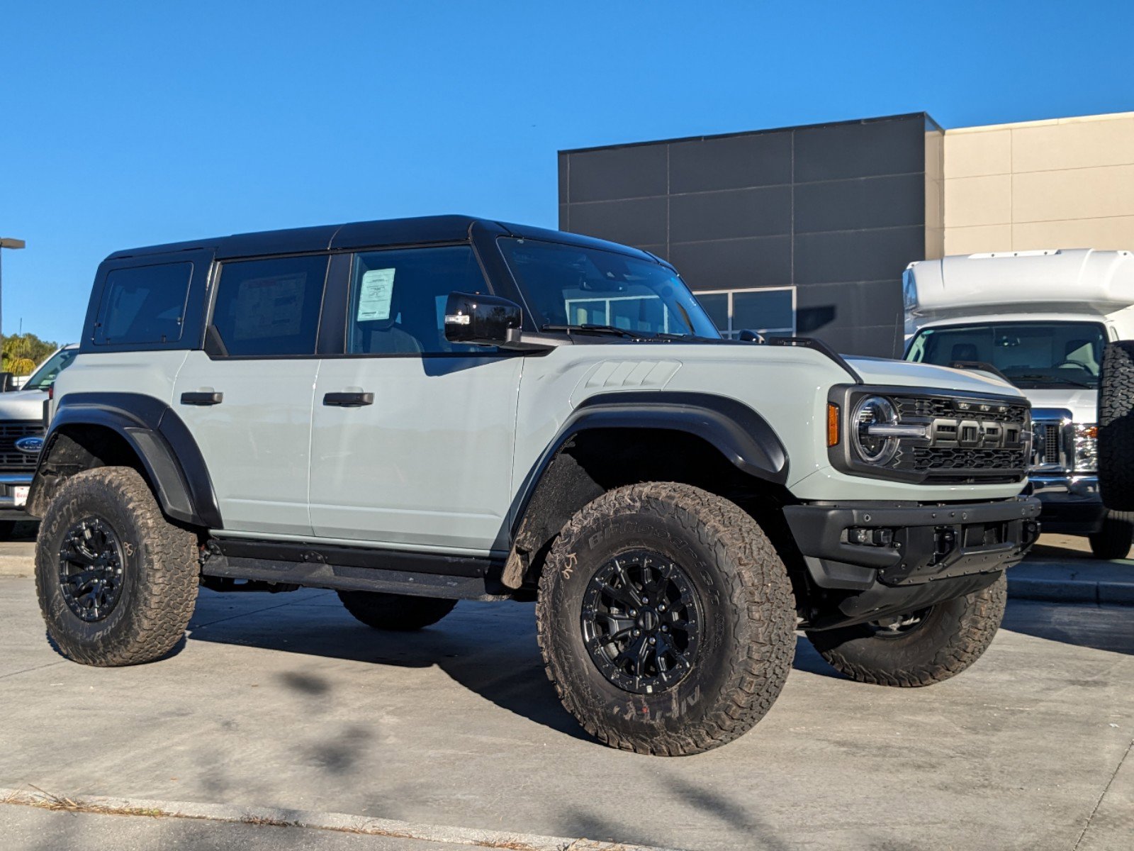 2024 Ford Bronco Raptor photo 2