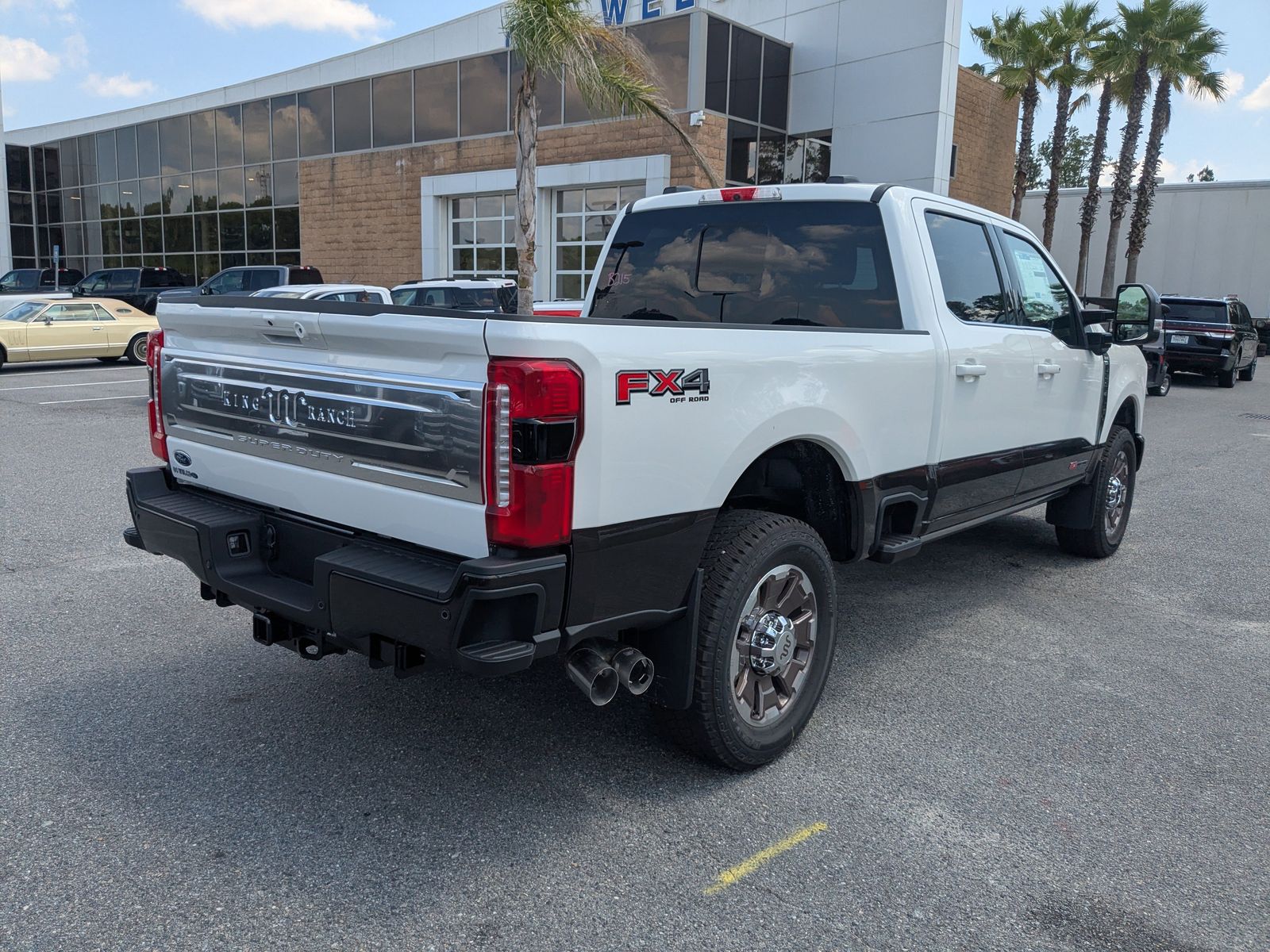 2025 Ford F-250 King Ranch photo 4