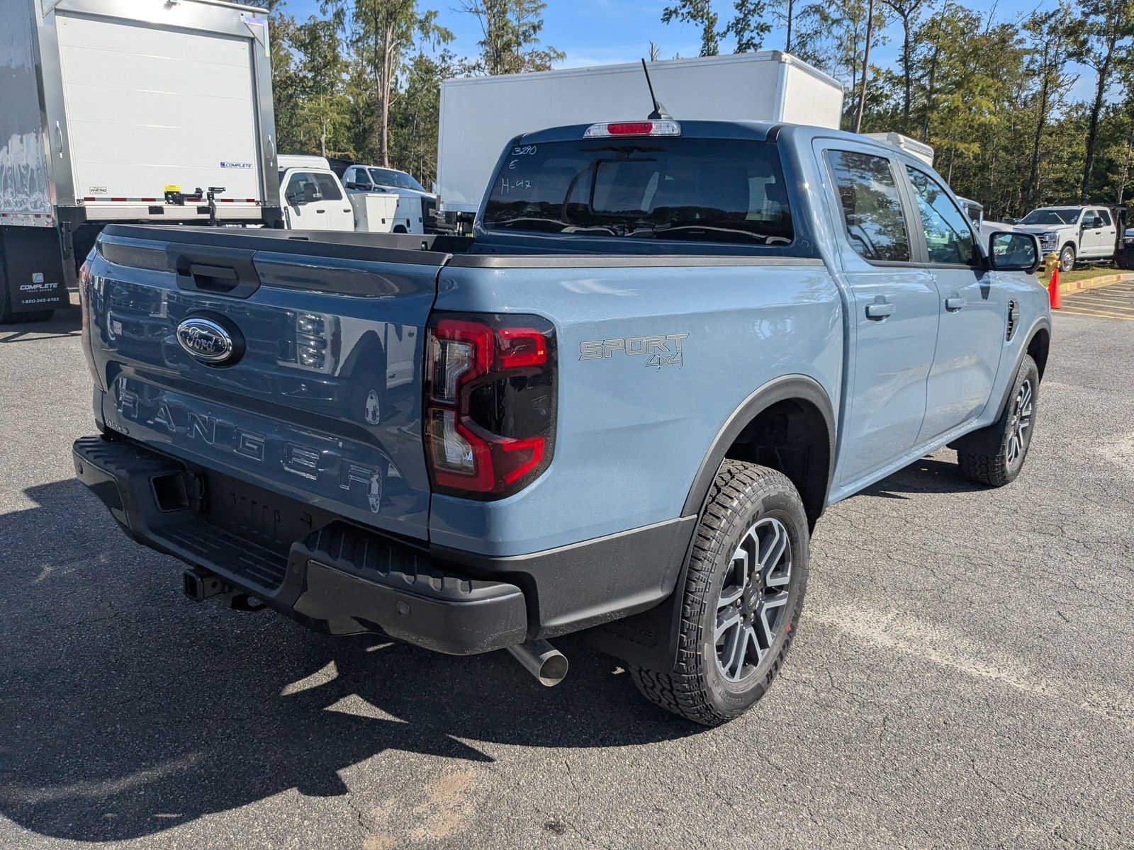 2025 Ford Ranger Lariat photo 2