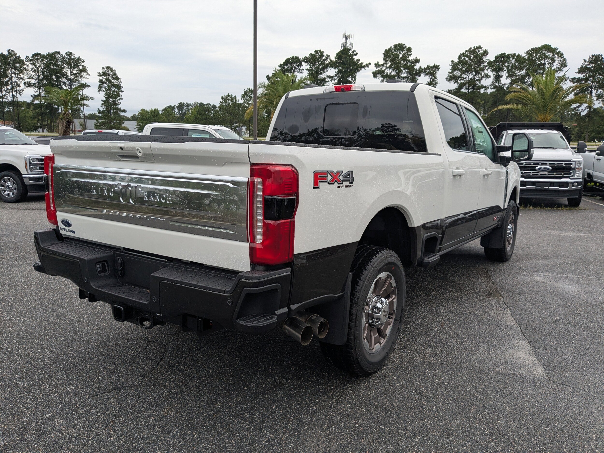 2025 Ford F-250 King Ranch photo 3