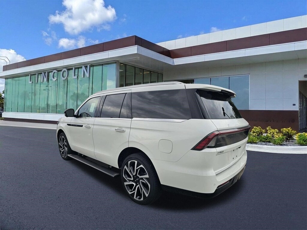 New 2027 Lincoln Navigator Black Label SUV
