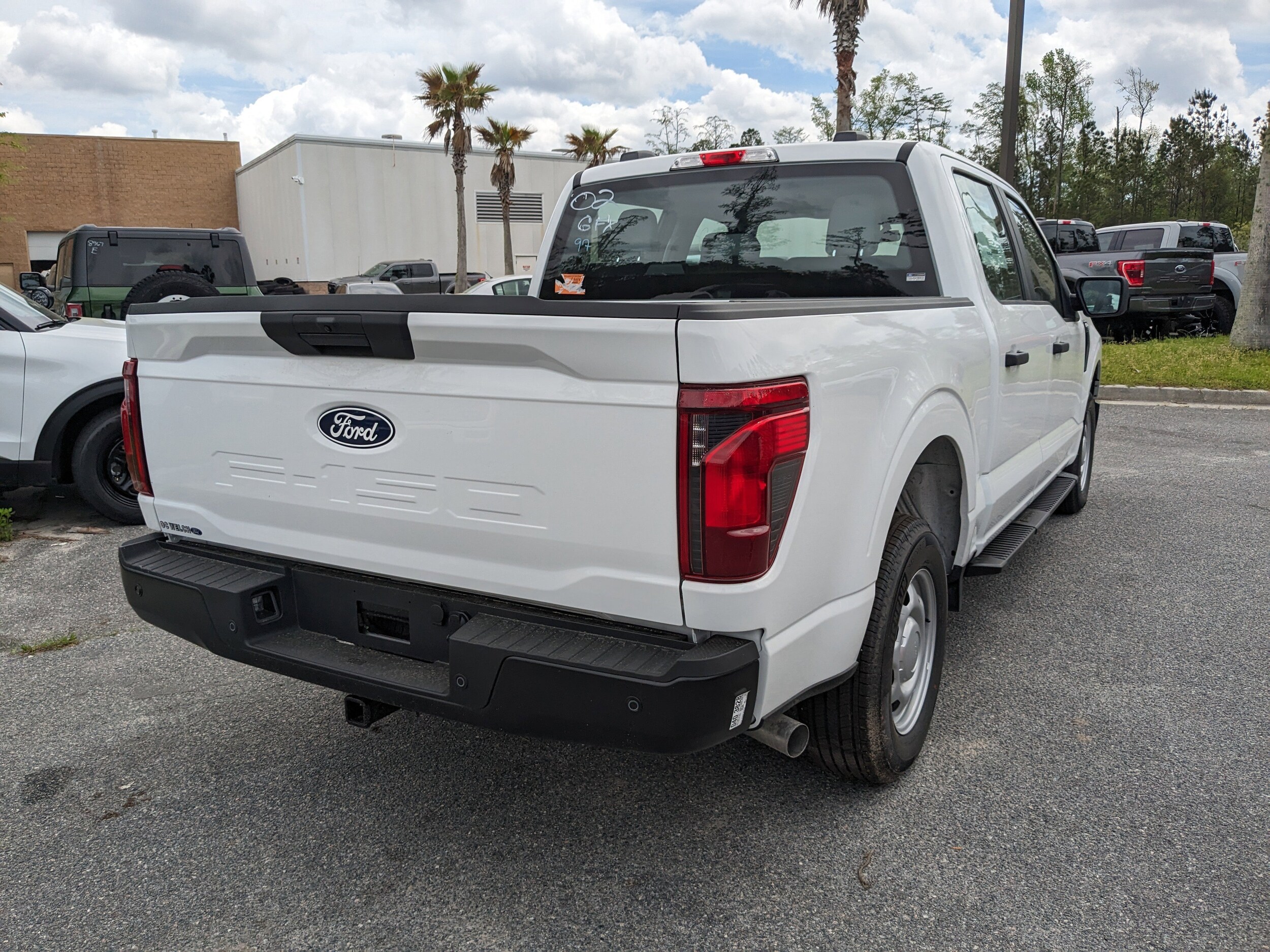 2025 Ford F-150 XL photo 4
