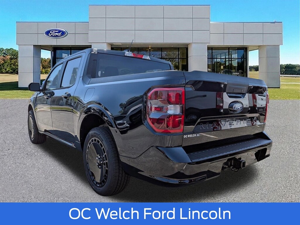 New 2026 Ford Maverick Lobo Standard Truck