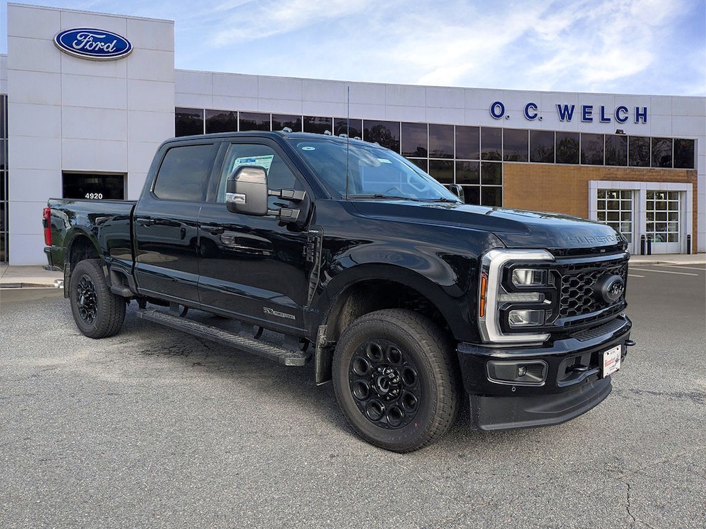 New 2025 Ford F-350 Lariat Truck