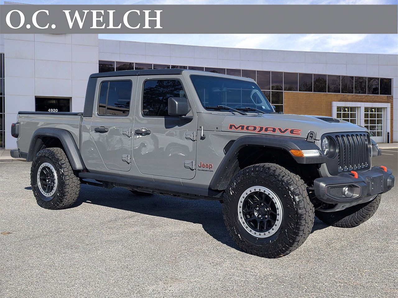 2021 Jeep Gladiator Mojave's photo