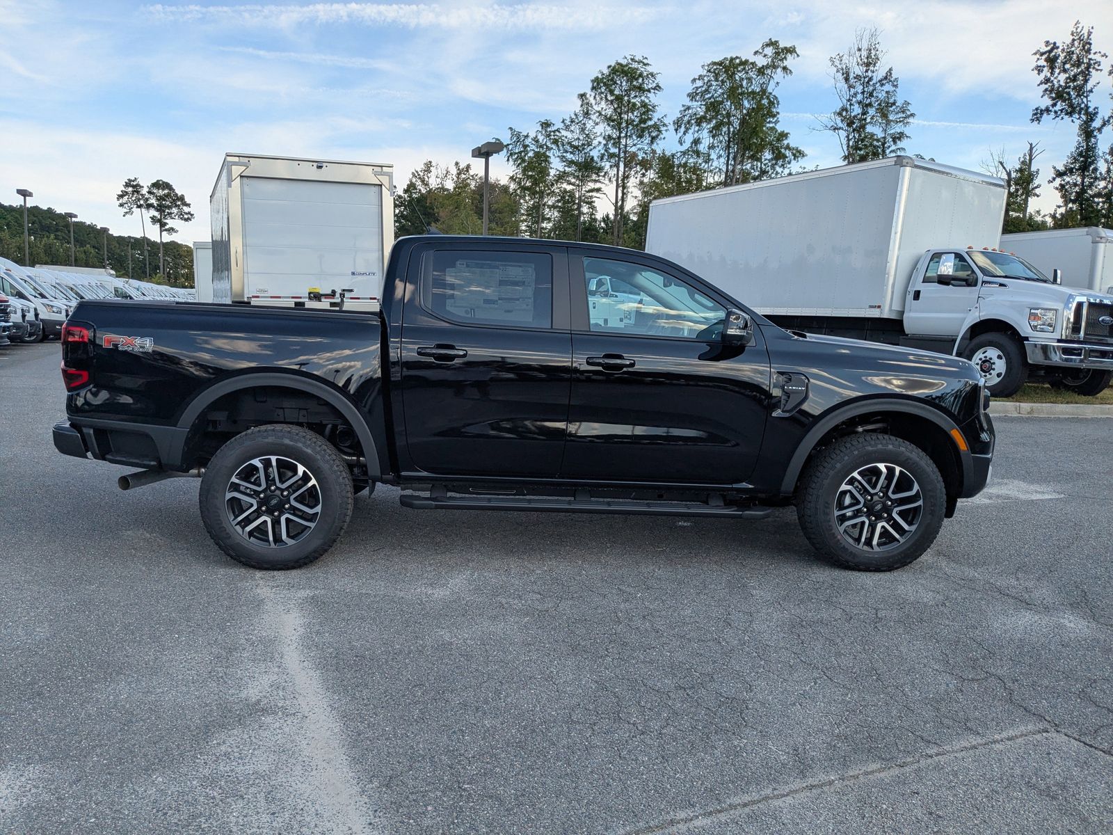 2025 Ford Ranger Lariat photo 3