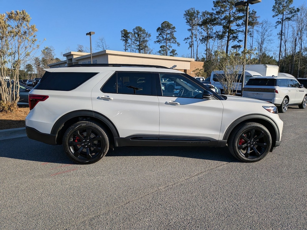 Certified 2024 Ford Explorer ST SUV
