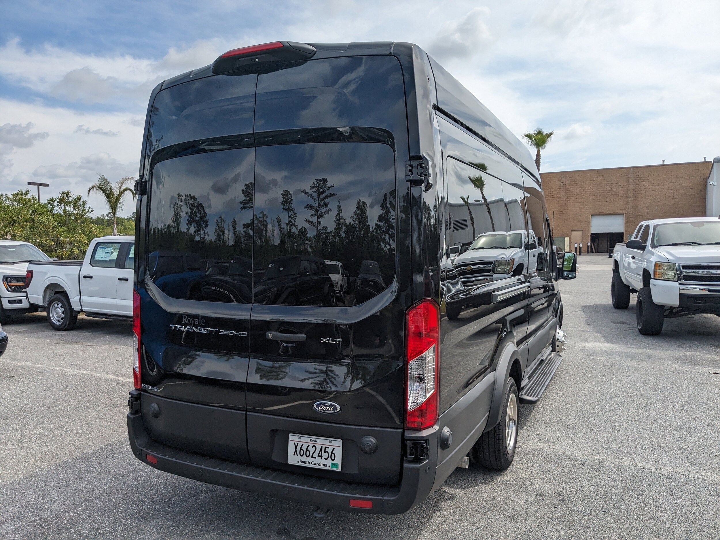 2024 Ford Transit photo 4