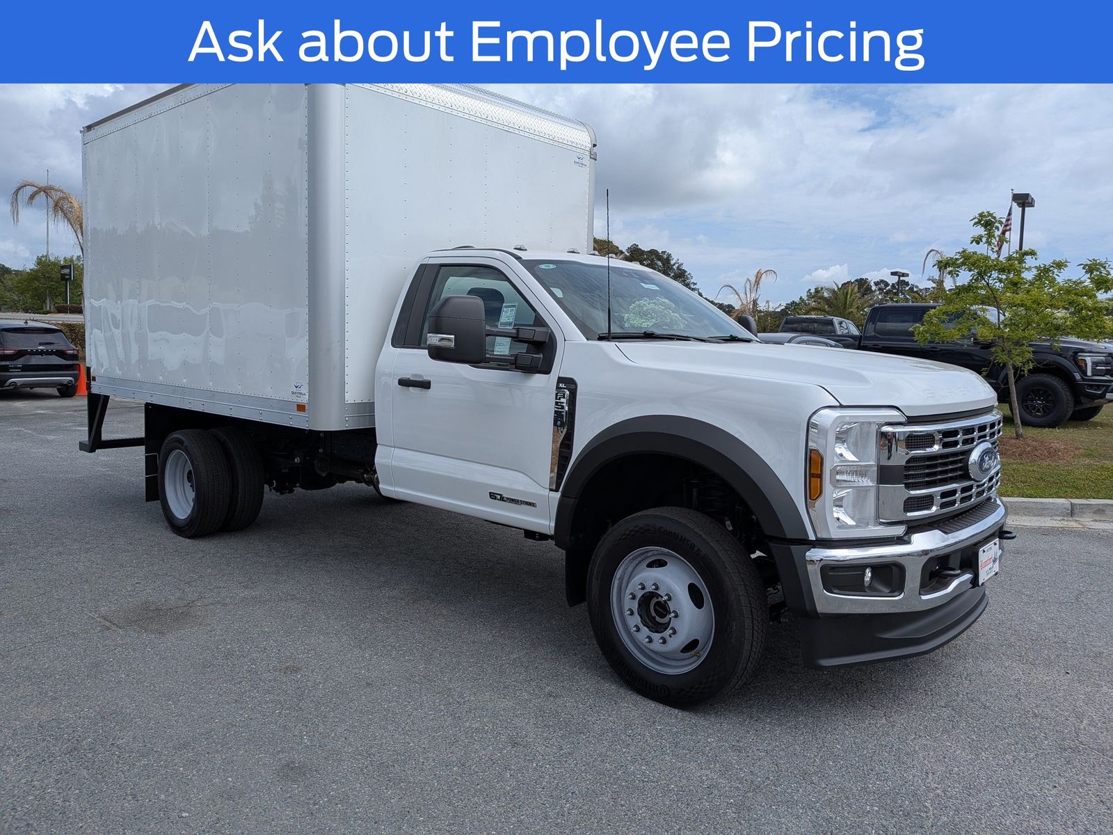 2026 Ford F-550 XL 4x4 Regular Cab 169-In DRW's photo