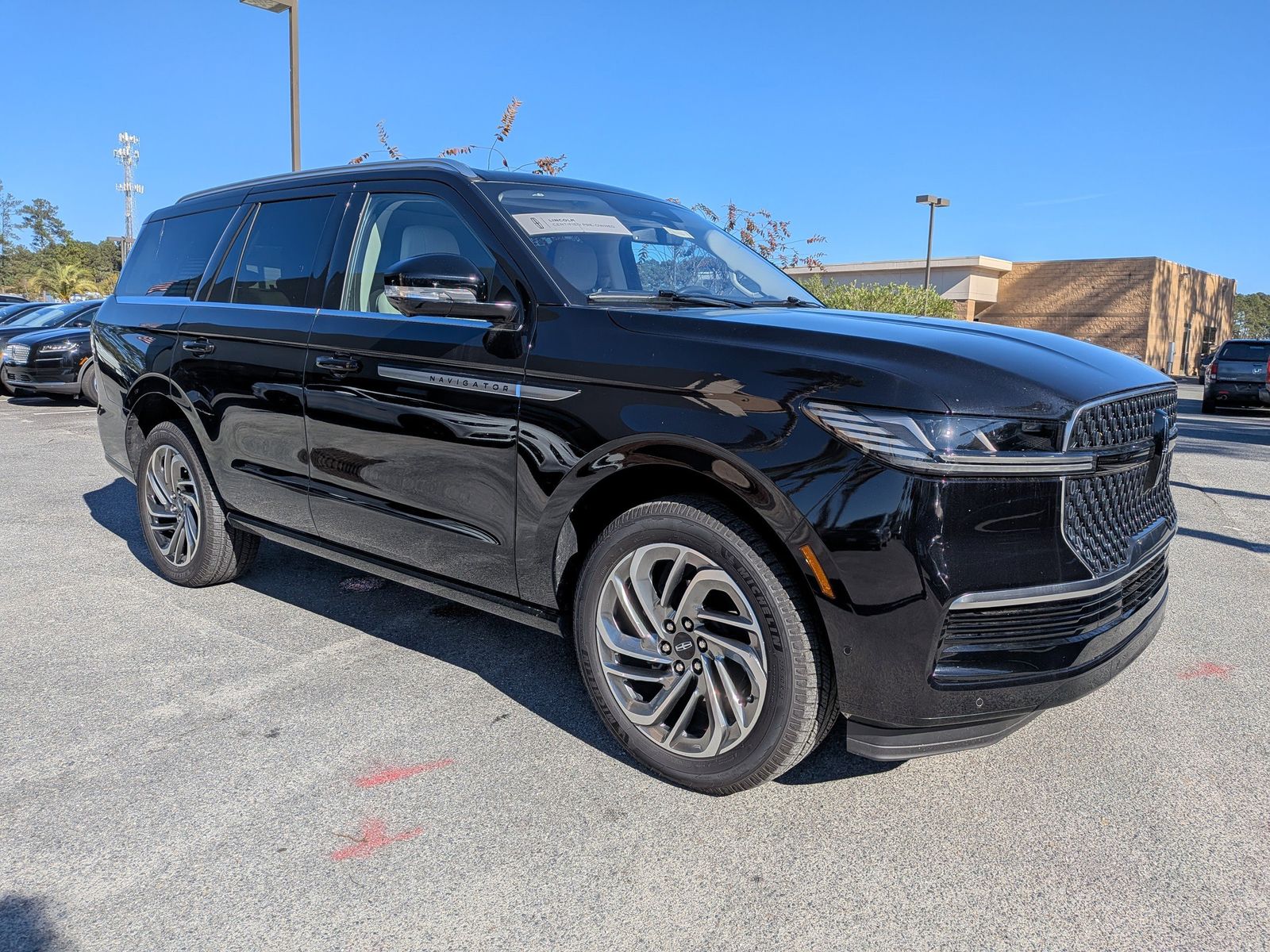 2025 Lincoln Navigator Reserve's photo