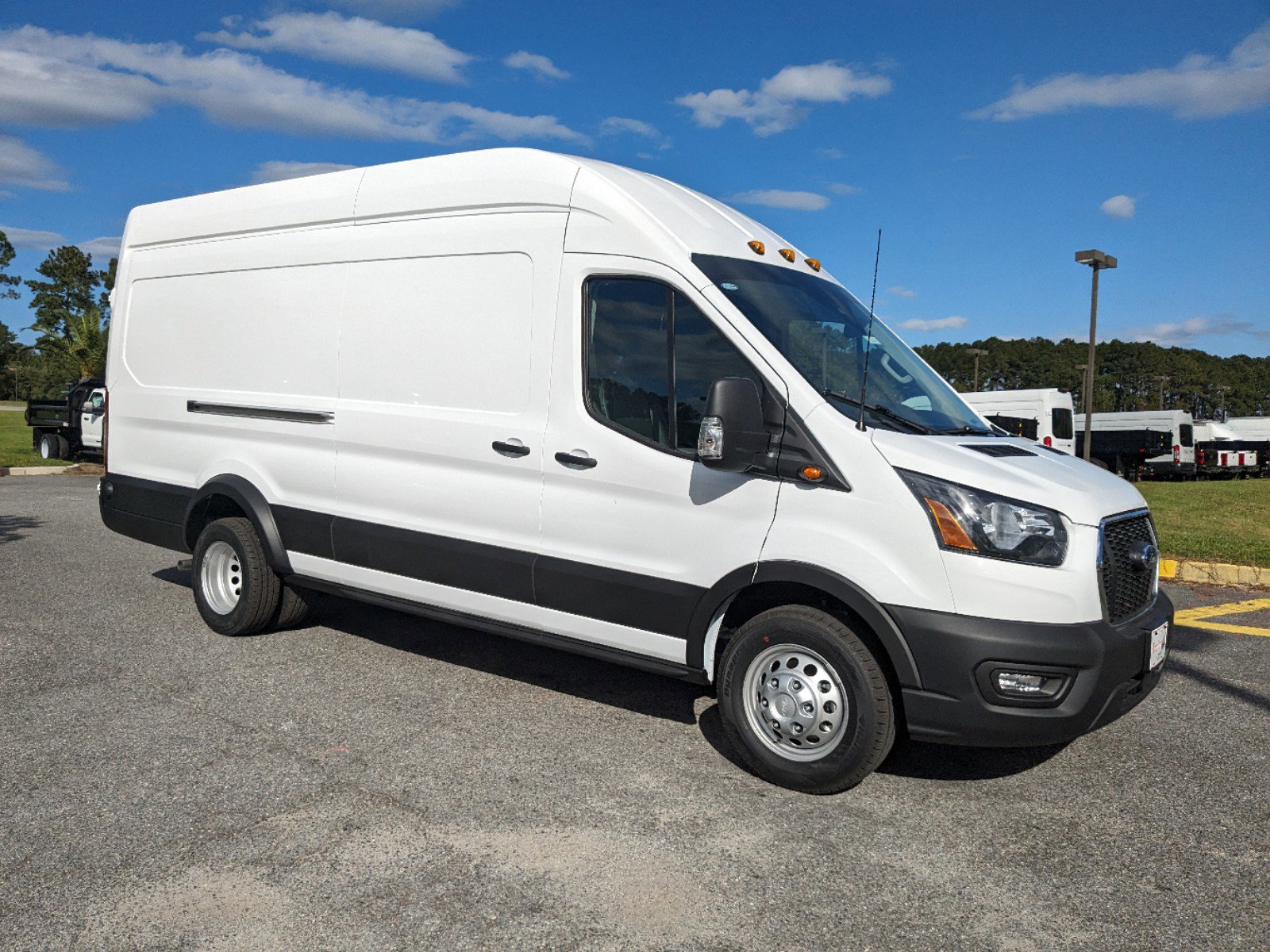 2024 Ford Transit photo 2