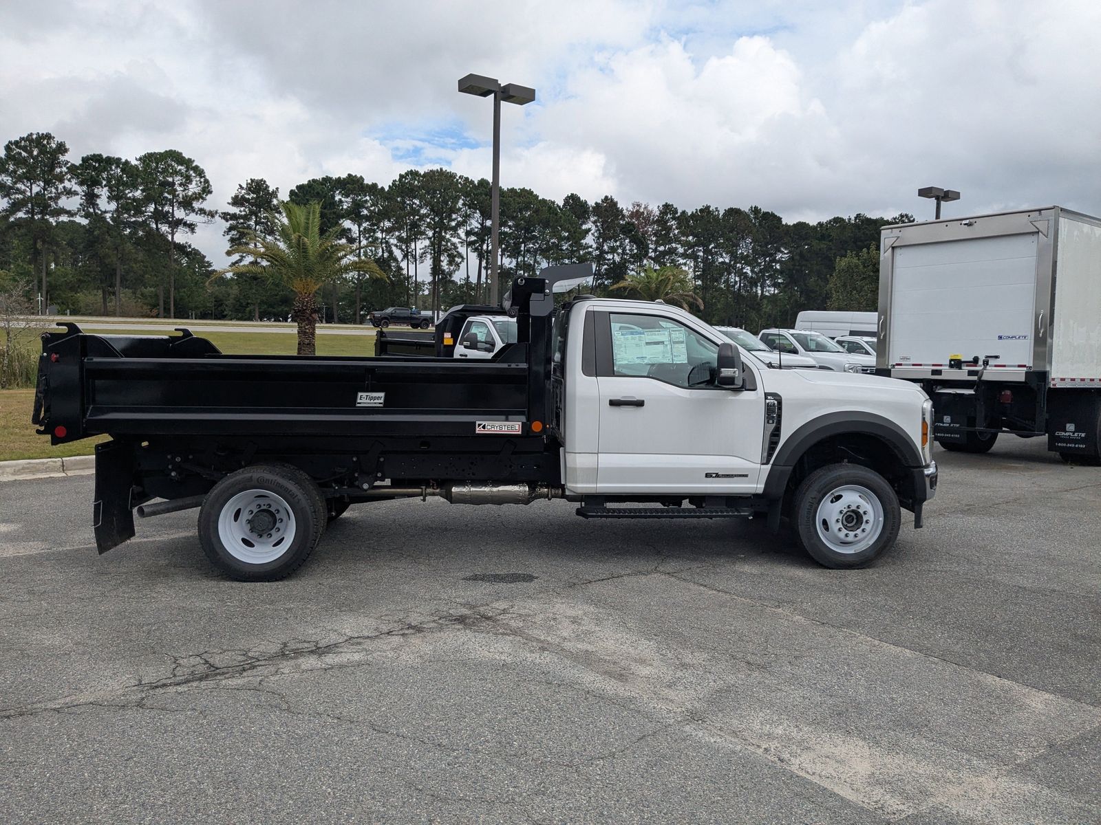 2024 Ford F-550 XL photo 2
