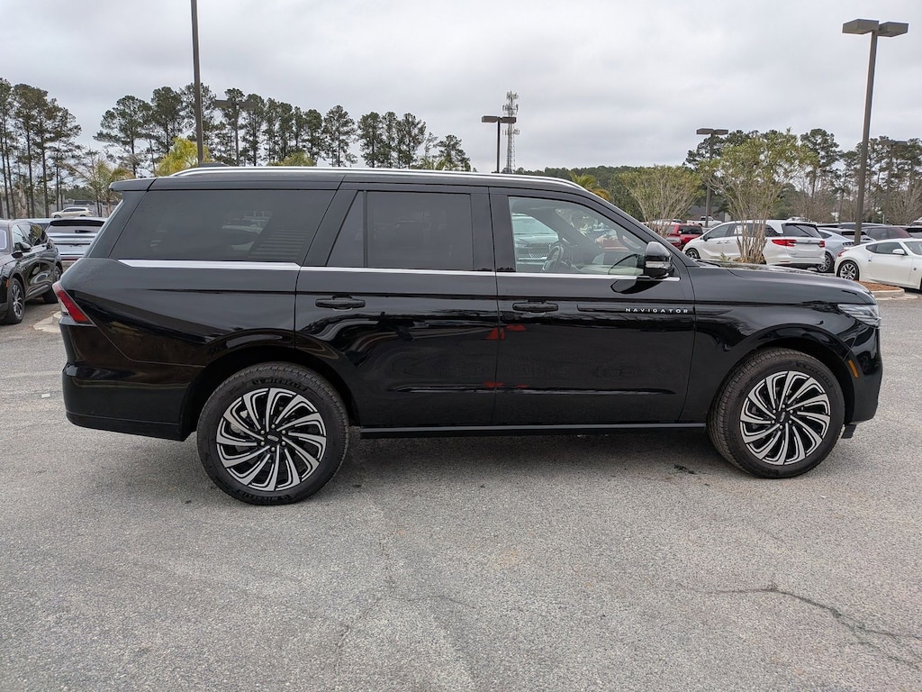 Certified 2025 Lincoln Navigator Black Label SUV