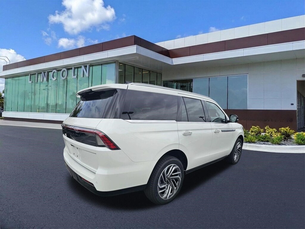 New 2027 Lincoln Navigator Reserve SUV