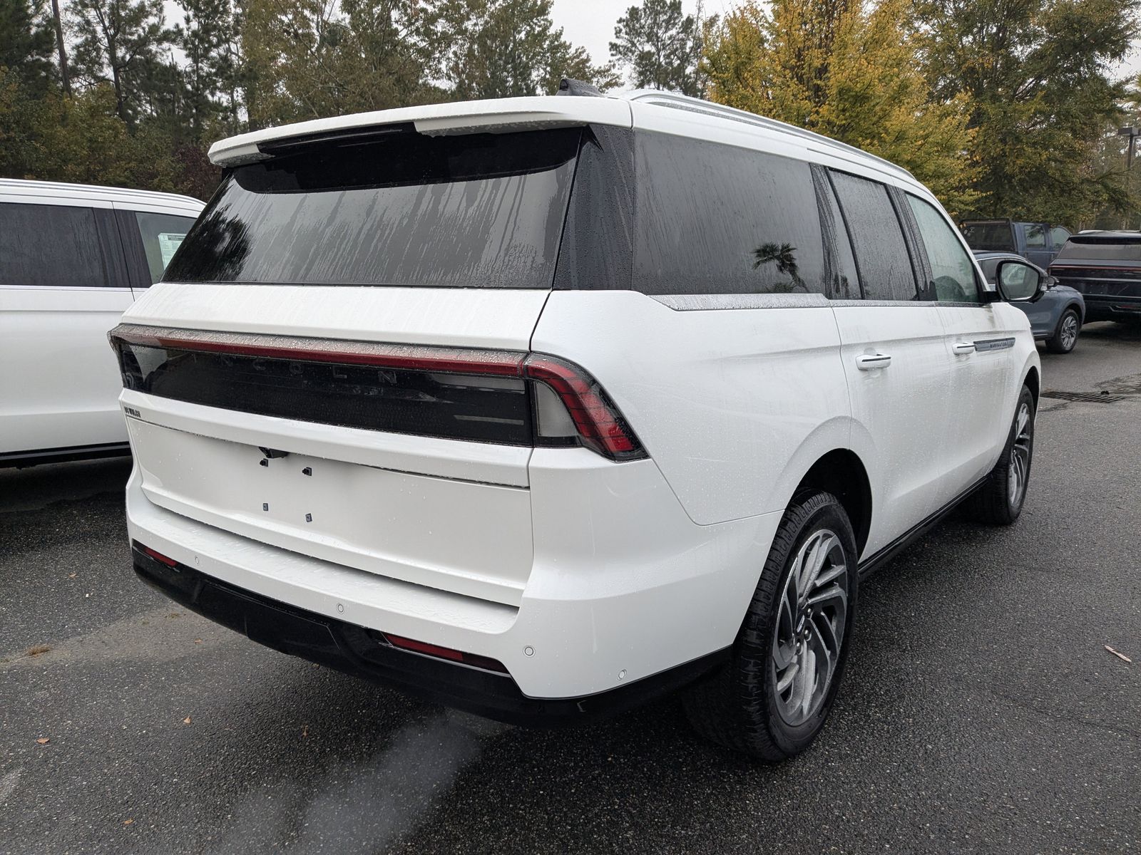 2025 Lincoln Navigator Reserve photo 2