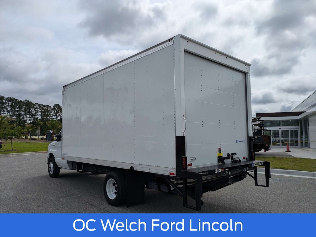 New 2026 Ford E-450 Cutaway Base Cab/Chassis