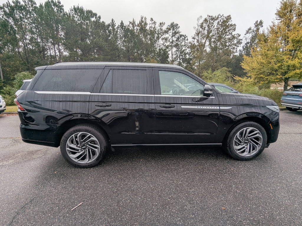 Certified 2025 Lincoln Navigator Reserve SUV