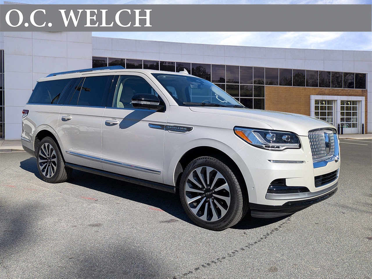 2024 Lincoln Navigator Reserve L's photo