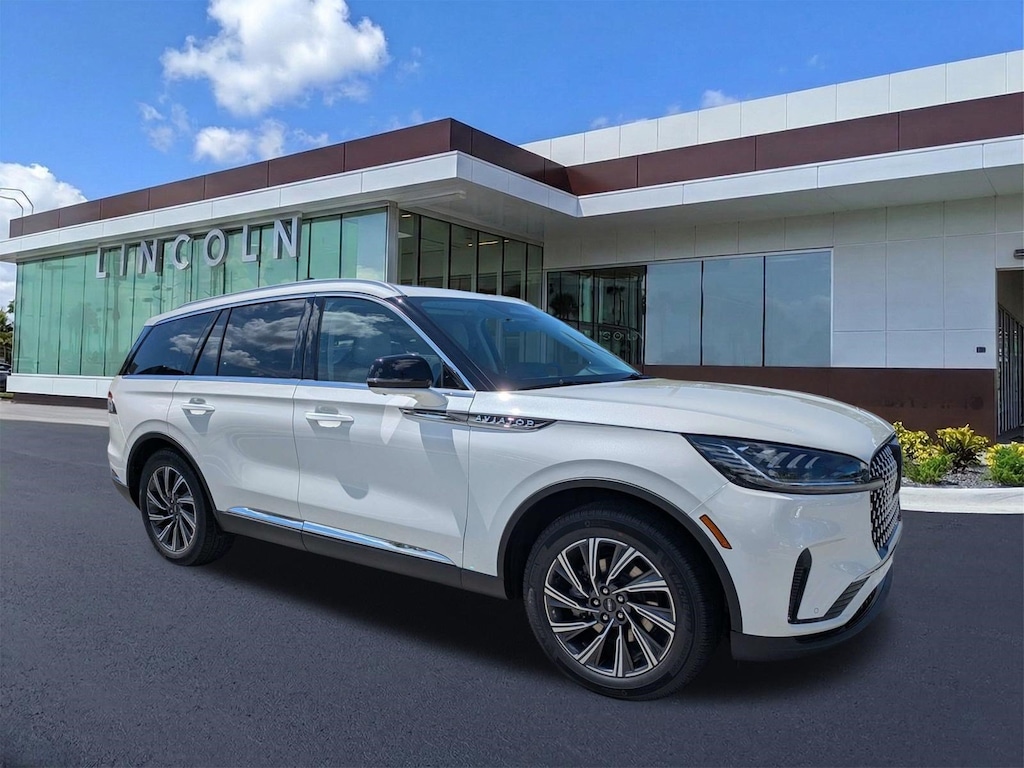 New 2026 Lincoln Aviator