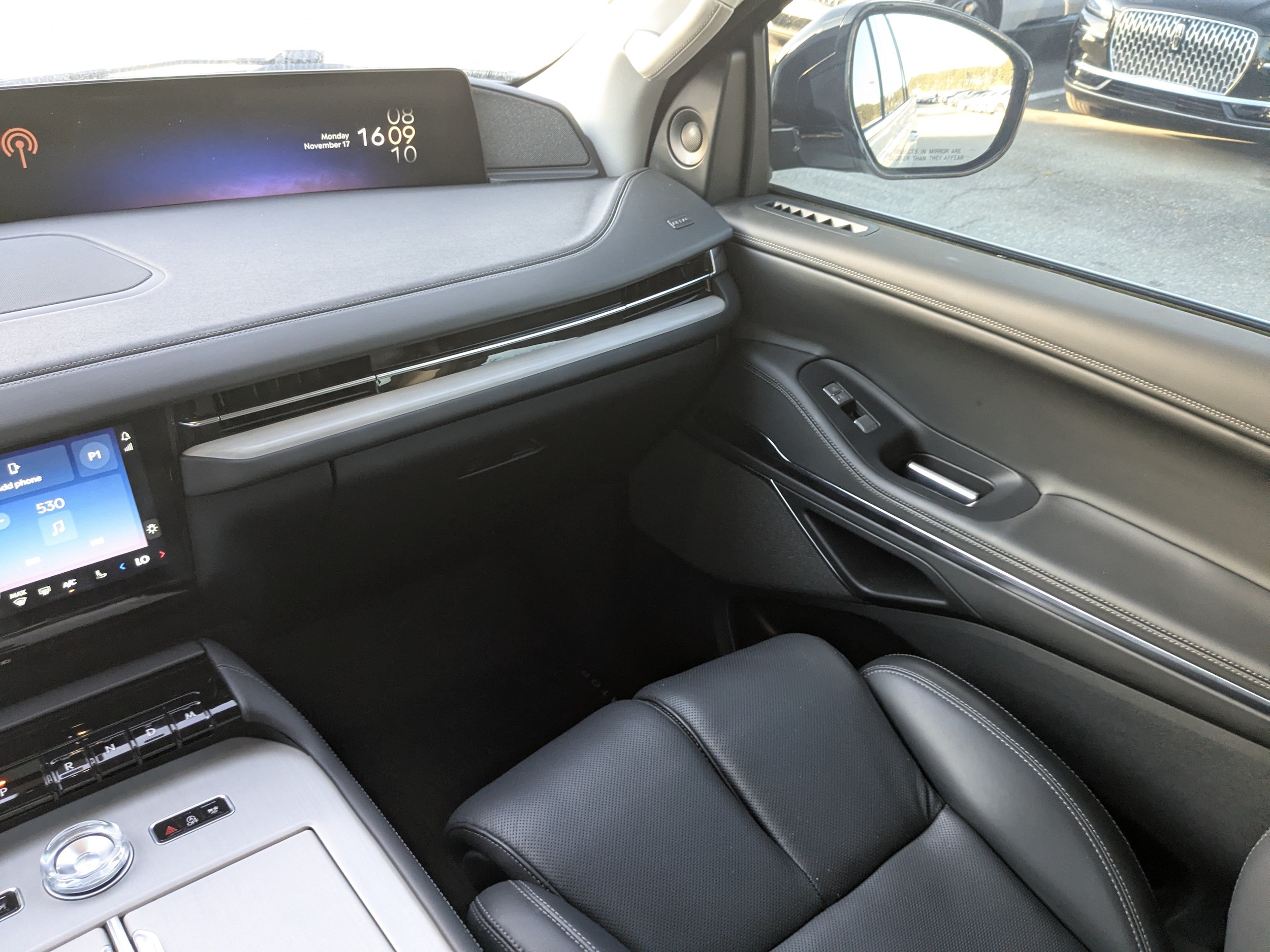 2025 Lincoln Navigator Reserve - Photo 18