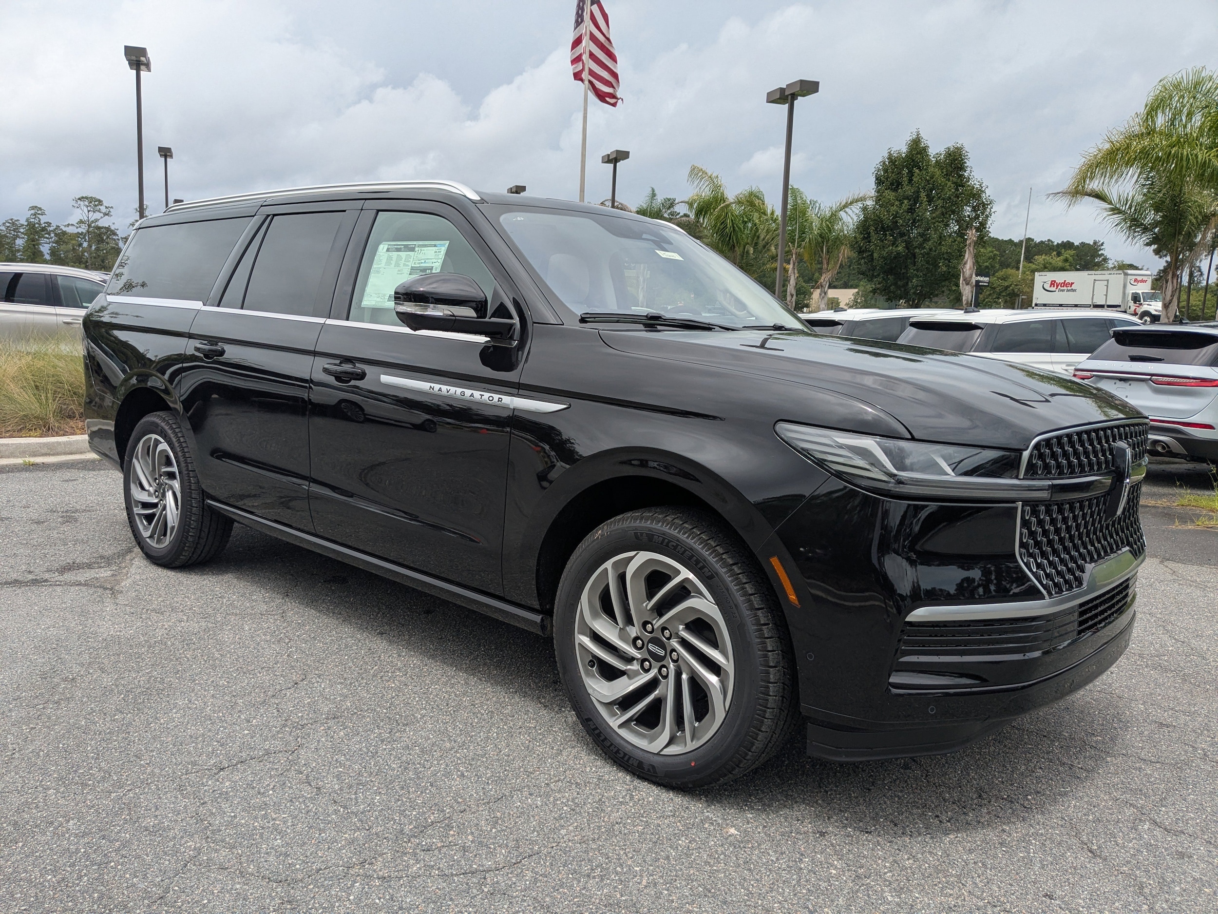 2025 Lincoln Navigator Reserve L's photo