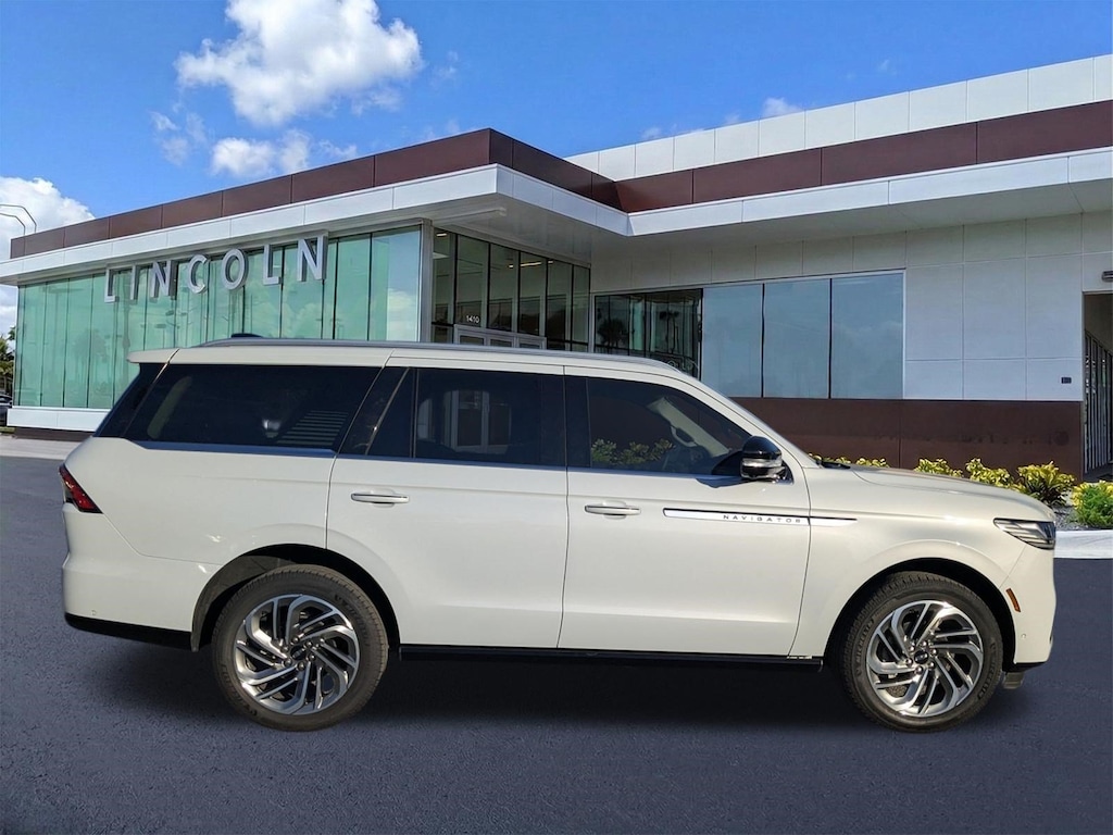 Certified 2025 Lincoln Navigator Reserve SUV