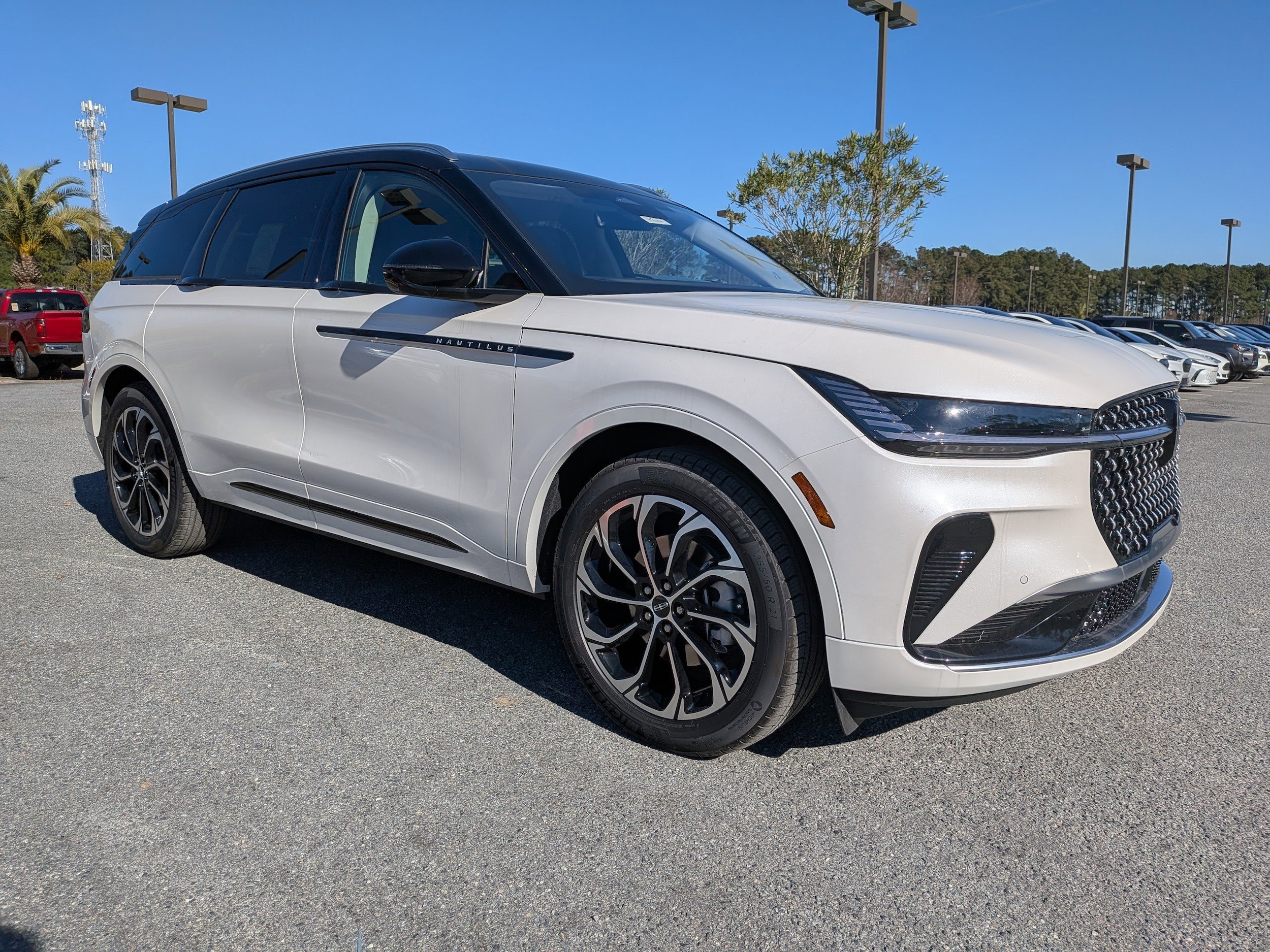 2026 Lincoln Nautilus Reserve's photo