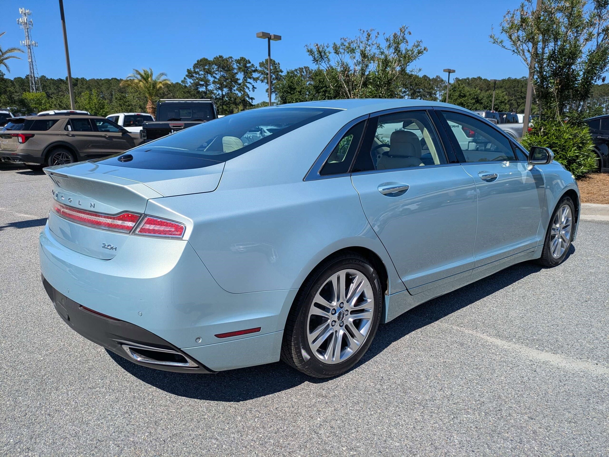 Used 2014 Lincoln MKZ Hybrid with VIN 3LN6L2LU6ER834420 for sale in Hardeeville, SC