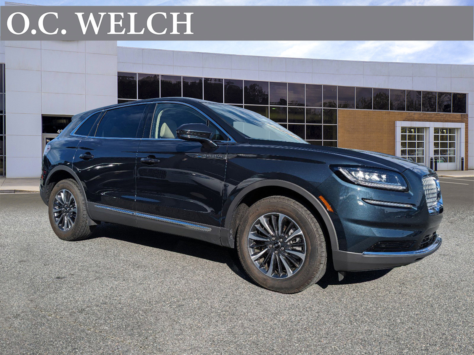 2023 Lincoln Nautilus Standard