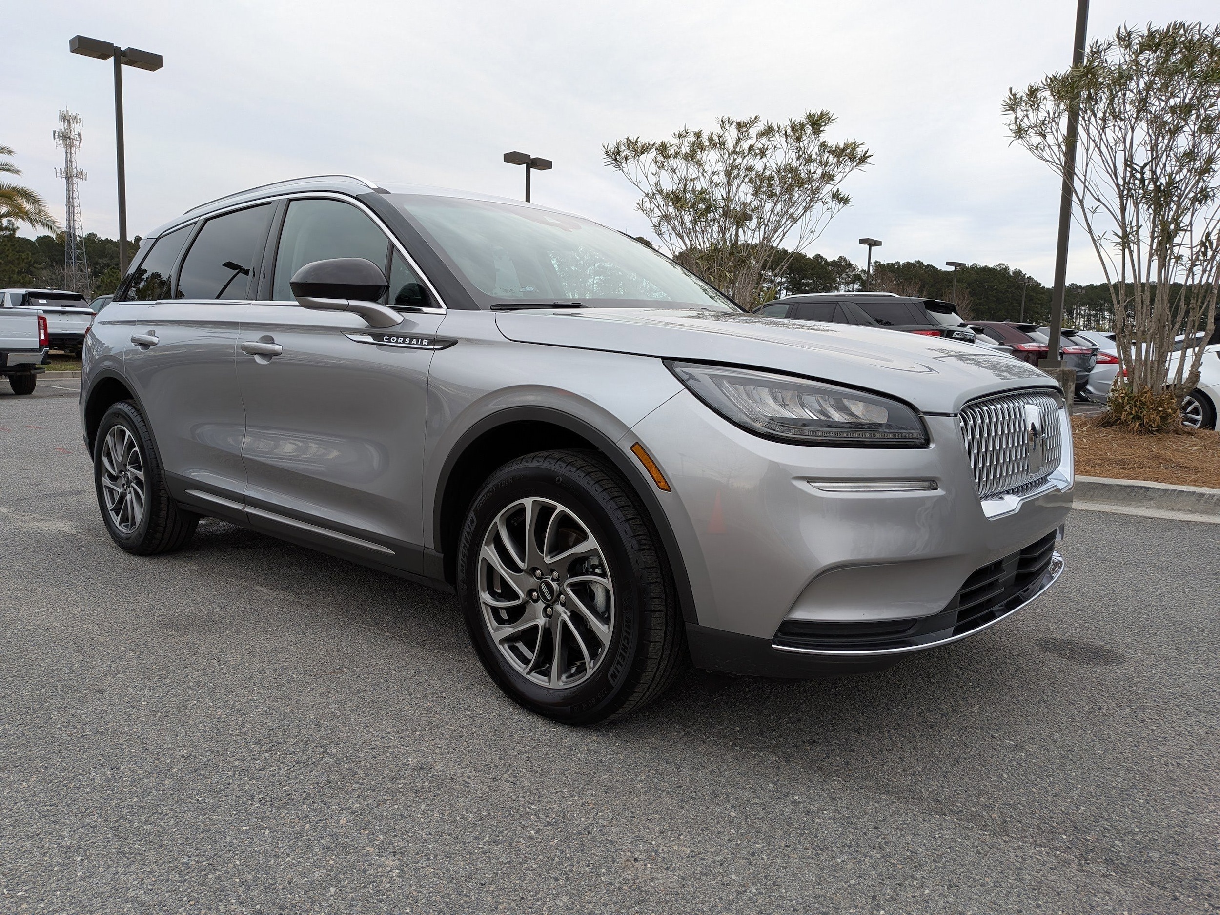 2022 Lincoln Corsair Base