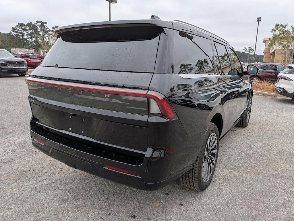 Certified 2025 Lincoln Navigator Black Label SUV