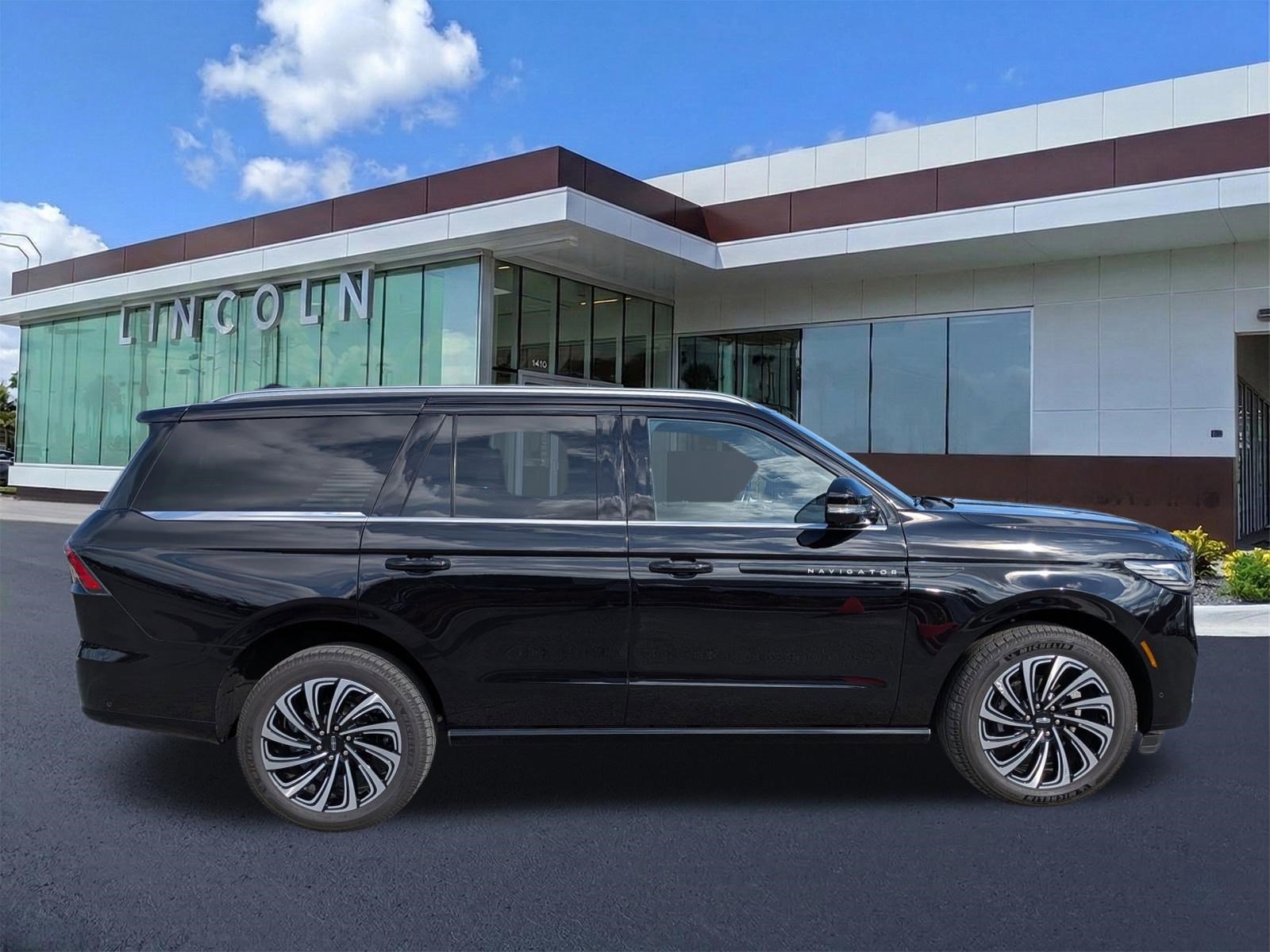 Pre-Owned Lincoln Navigators for Sale in Hardeeville SC Near
