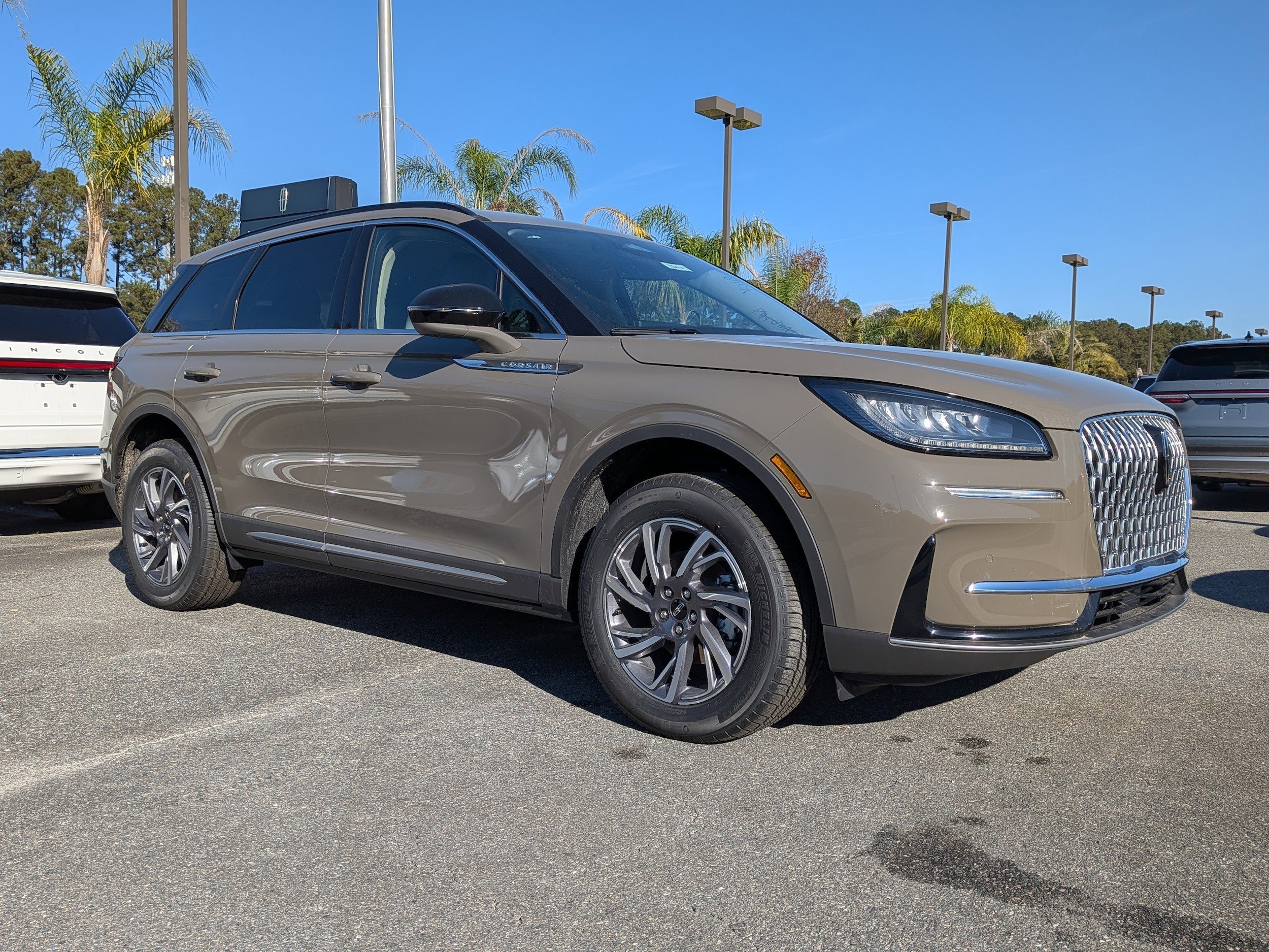 2026 Lincoln Corsair Premiere's photo