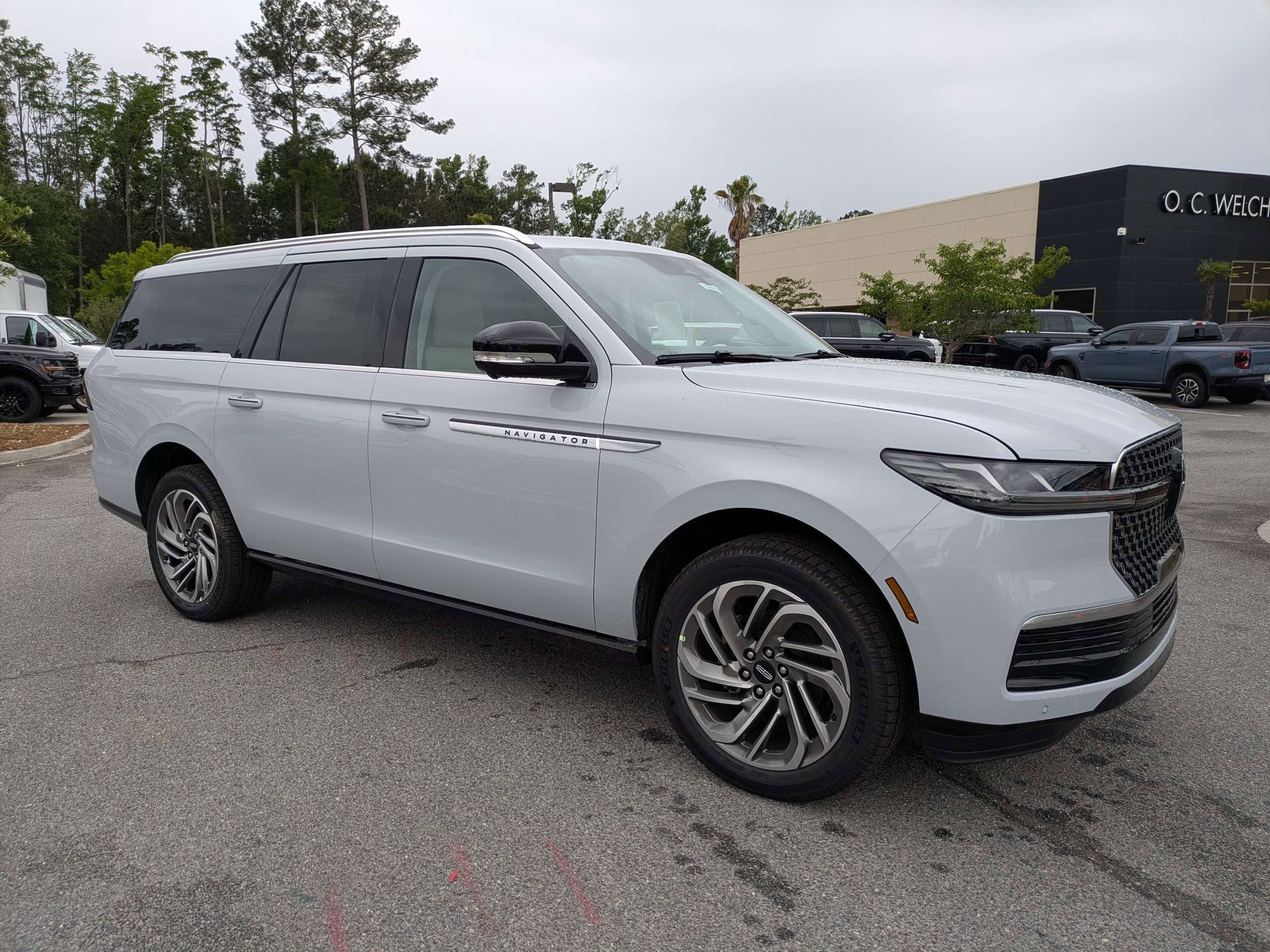 2026 Lincoln Navigator Reserve L 4WD's photo