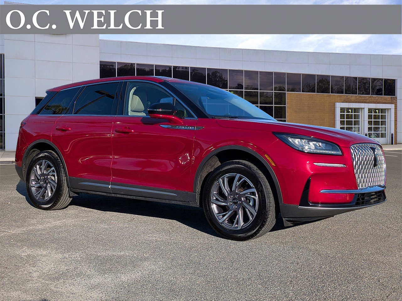 2023 Lincoln Corsair Base