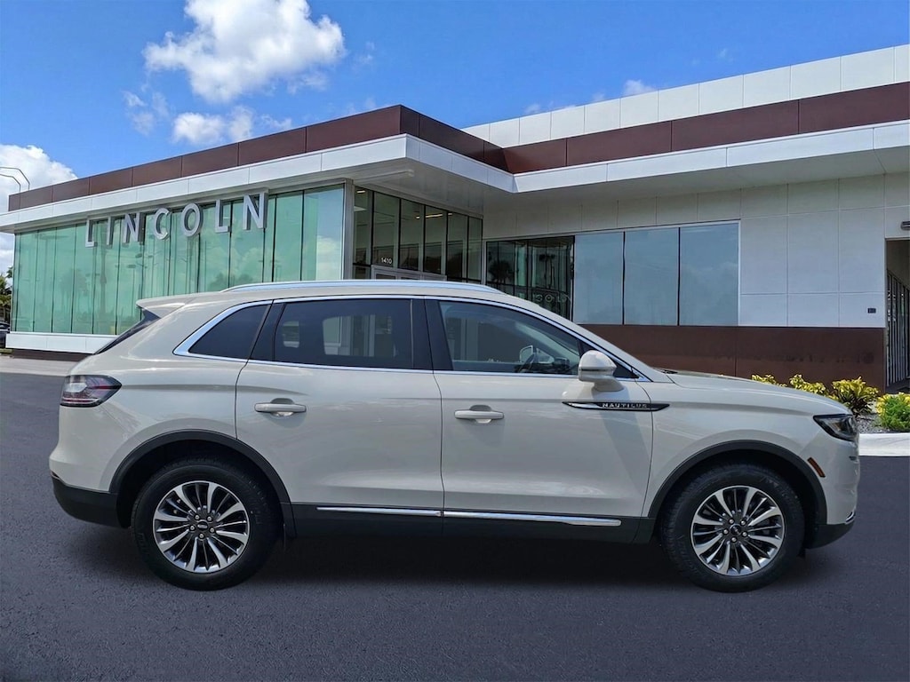 Used 2023 Lincoln Nautilus Standard SUV
