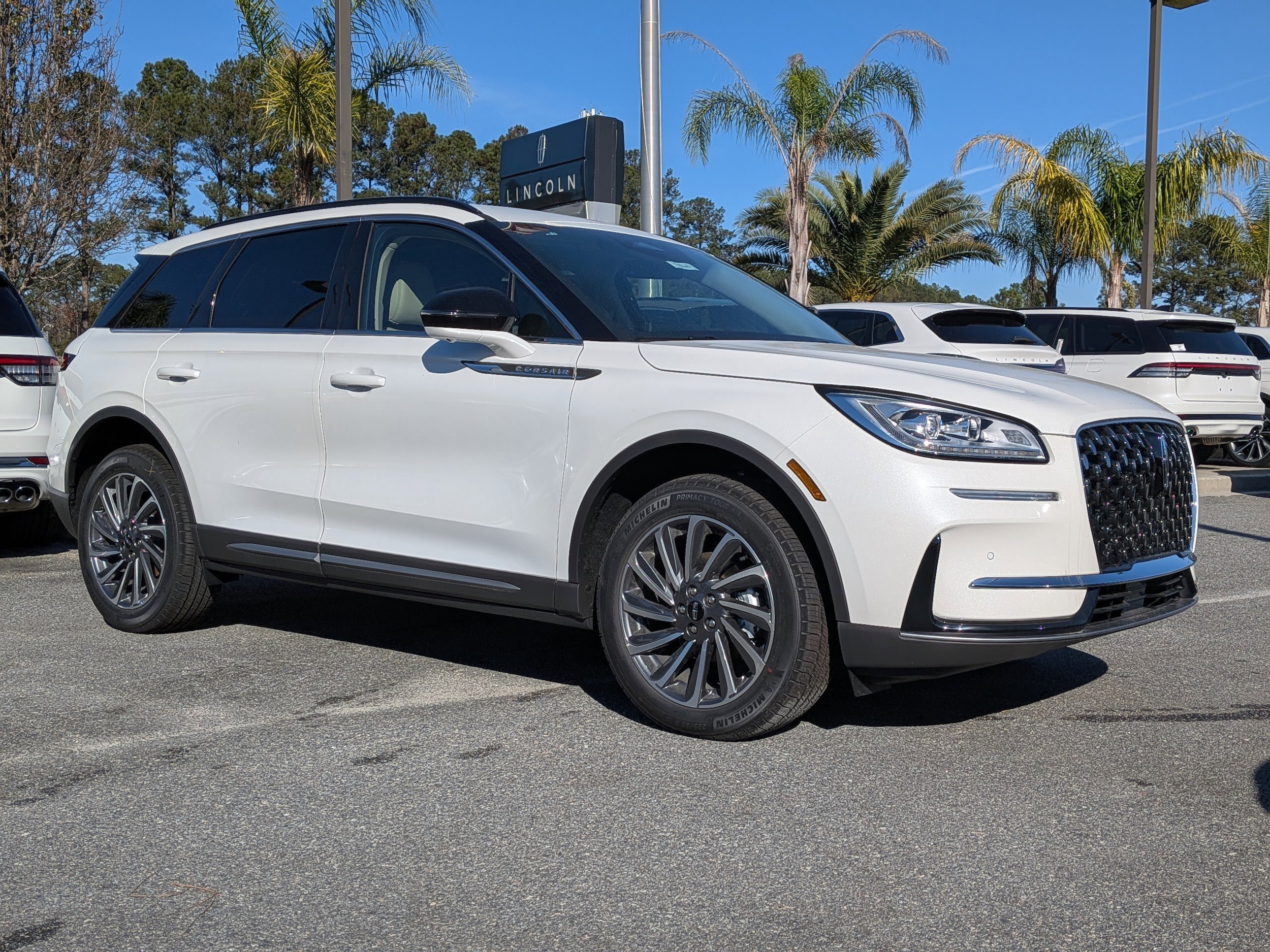 2026 Lincoln Corsair Reserve's photo