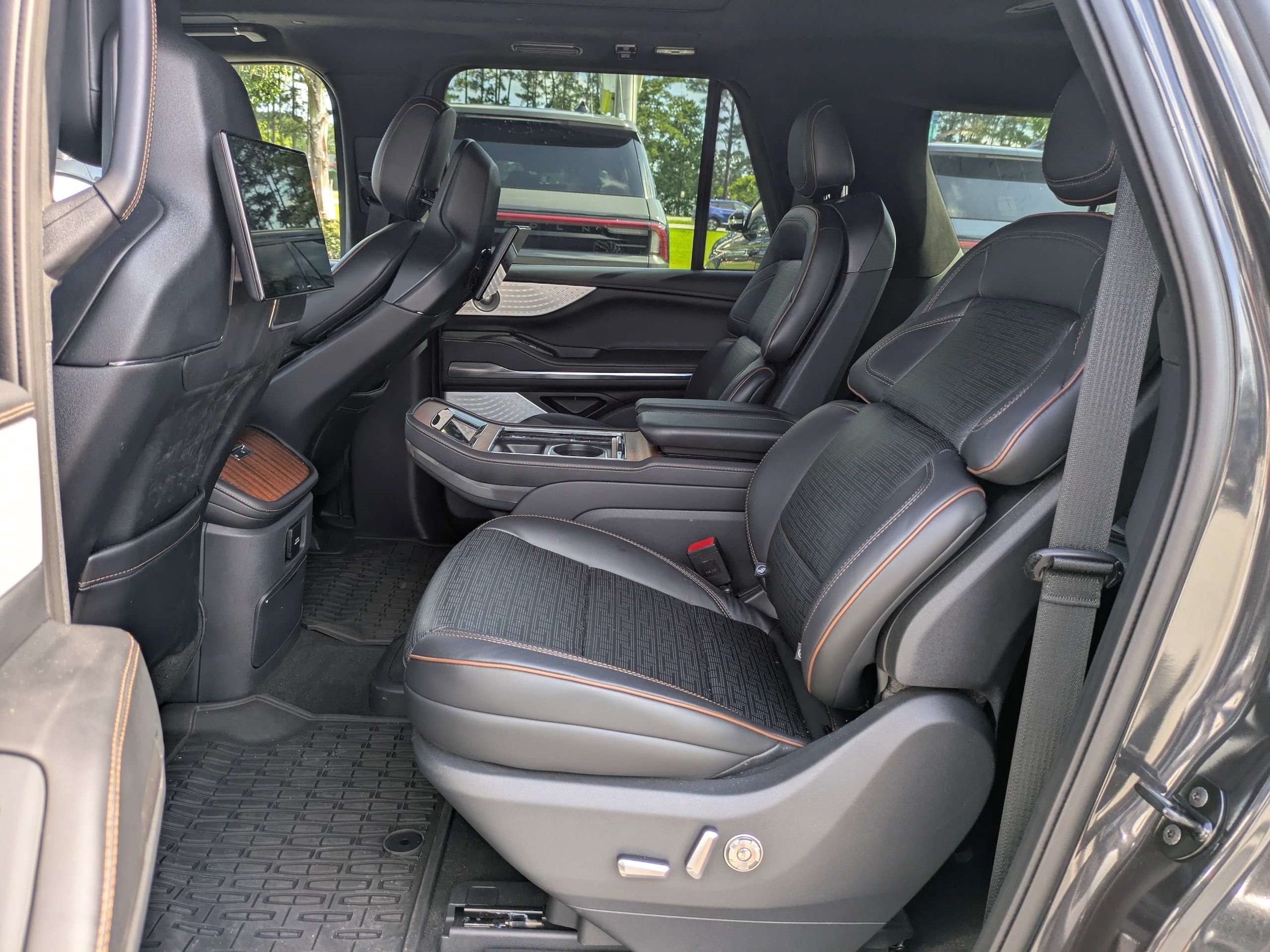 2025 Lincoln Navigator Black Label L - Photo 8